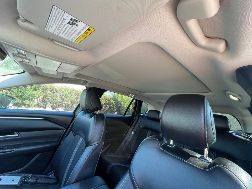 2025 Mazda CX-50 - Image 27 of 31