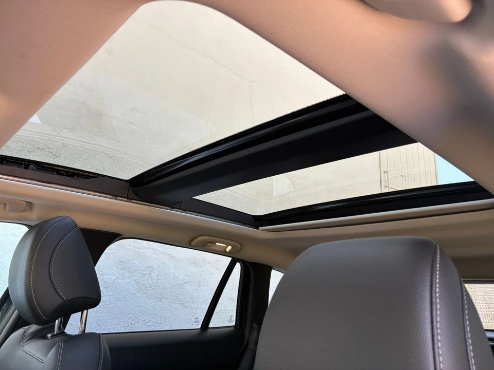 2025 Mazda CX-50 - Image 27 of 31