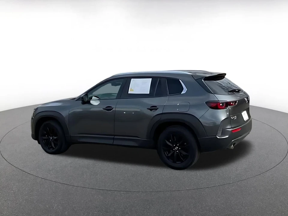 2025 Mazda CX-50 - Image 8 of 31