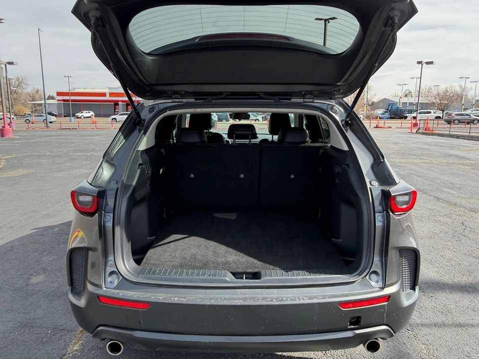 2025 Mazda CX-50 - Image 25 of 31