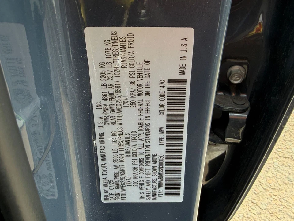 2025 Mazda CX-50 - Image 23 of 31