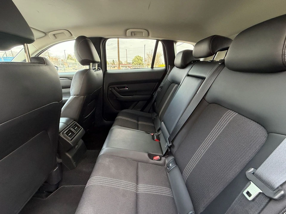 2025 Mazda CX-50 - Image 20 of 31