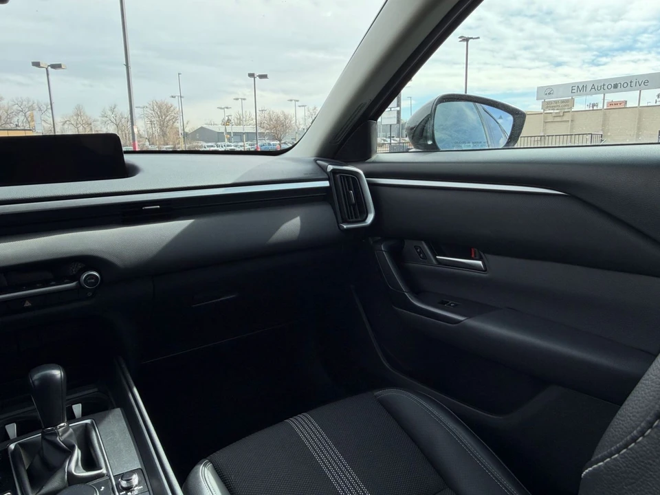 2025 Mazda CX-50 - Image 29 of 31