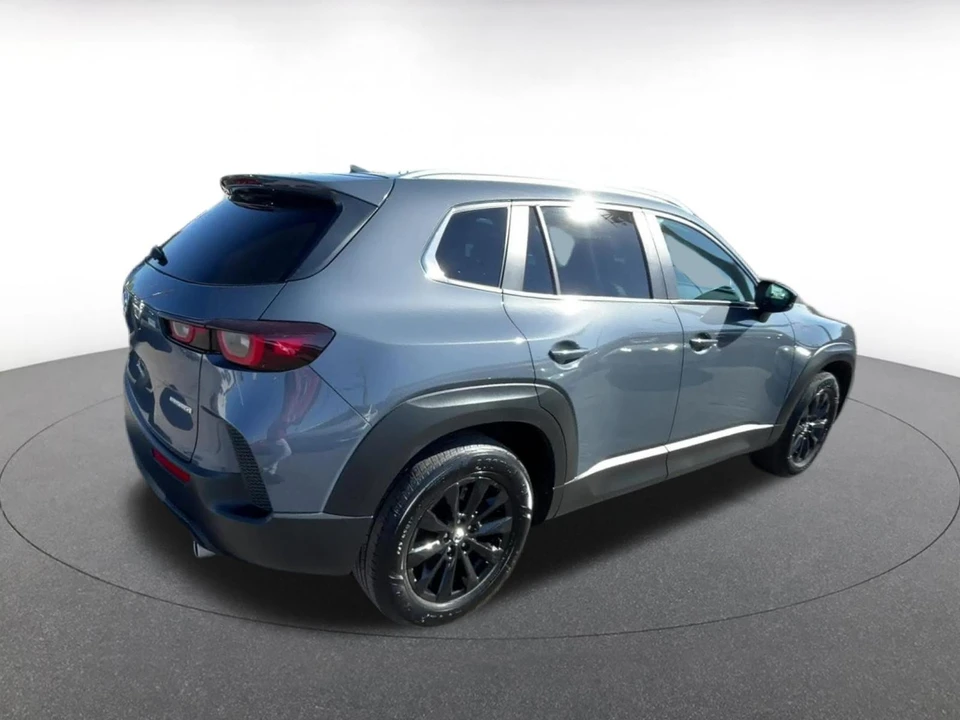 2025 Mazda CX-50 - Image 12 of 31