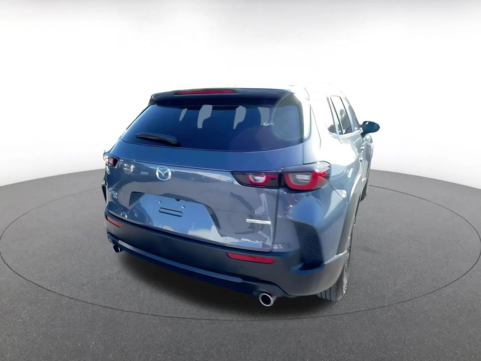 2025 Mazda CX-50 - Image 11 of 31