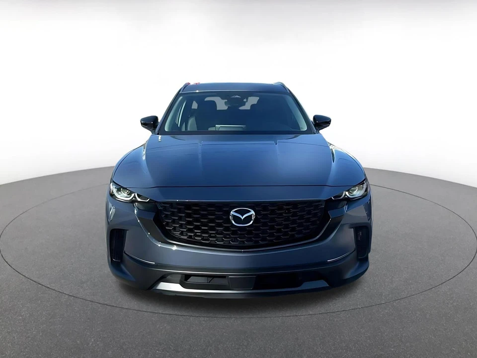 2025 Mazda CX-50 - Image 4 of 31