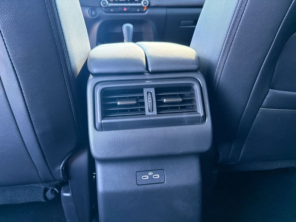 2025 Mazda CX-50 - Image 20 of 31