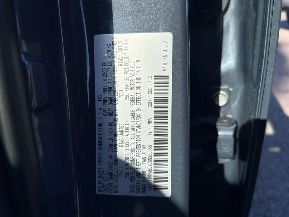2025 Mazda CX-50 - Image 27 of 31