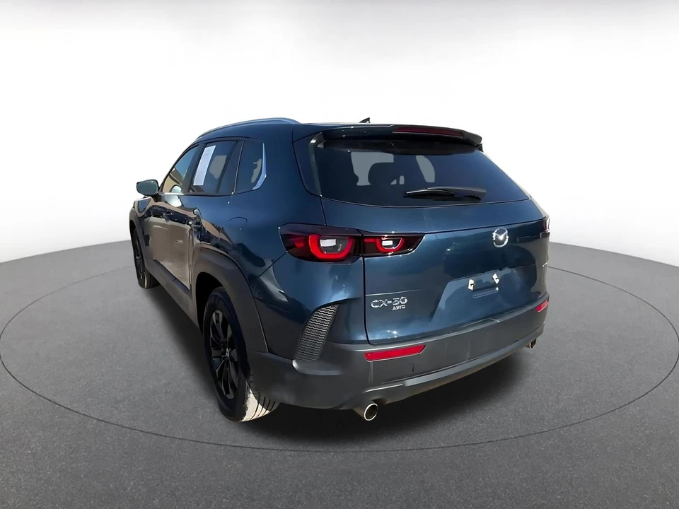 2025 Mazda CX-50 - Image 9 of 31