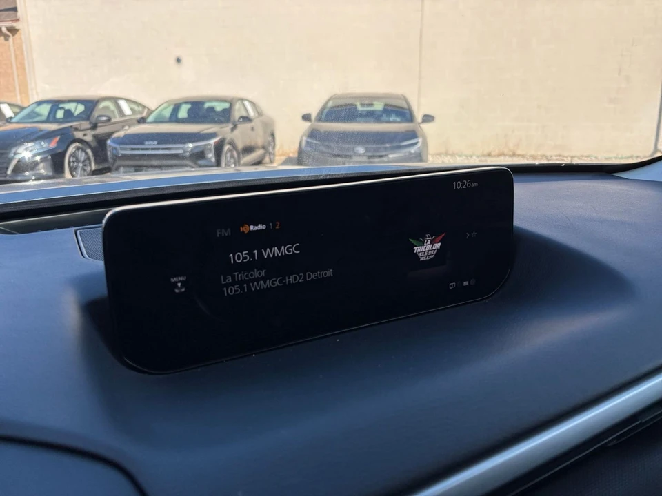 2025 Mazda CX-50 - Image 17 of 31
