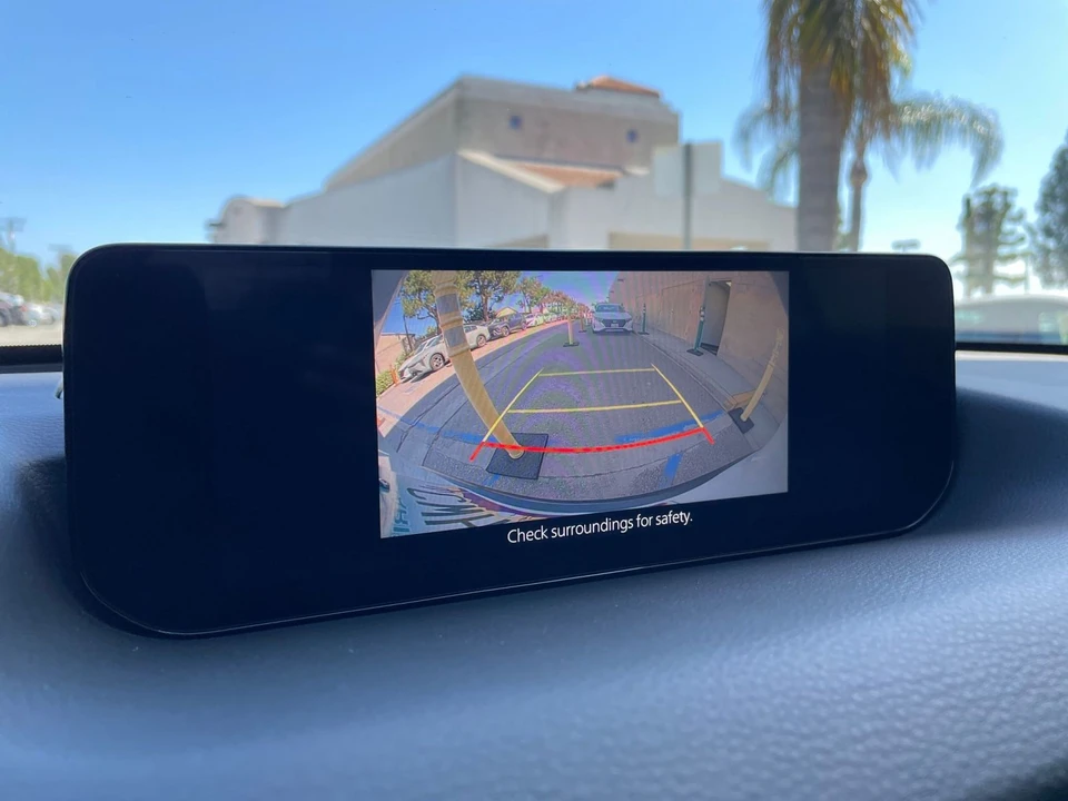 2025 Mazda CX-50 - Image 22 of 31