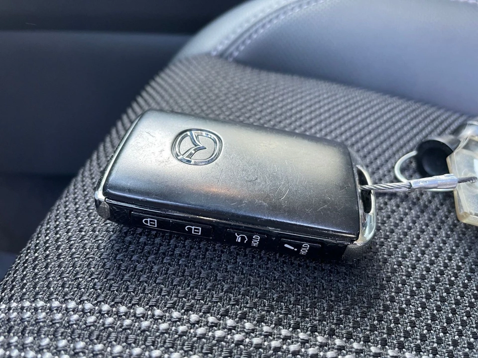 2025 Mazda CX-50 - Image 18 of 31