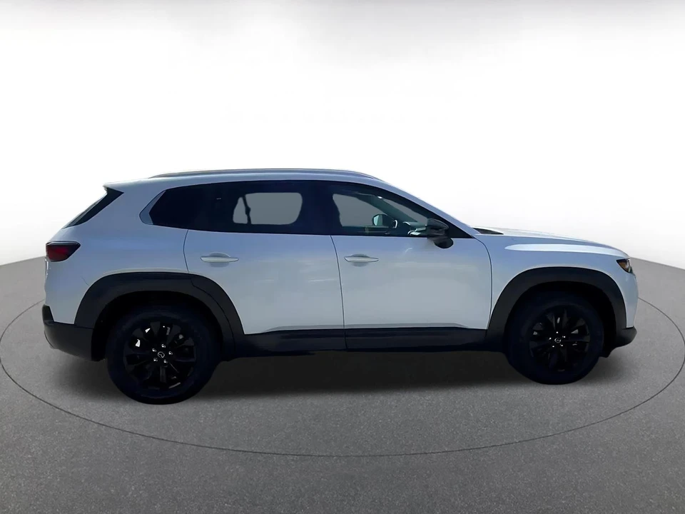 2025 Mazda CX-50 - Image 13 of 31