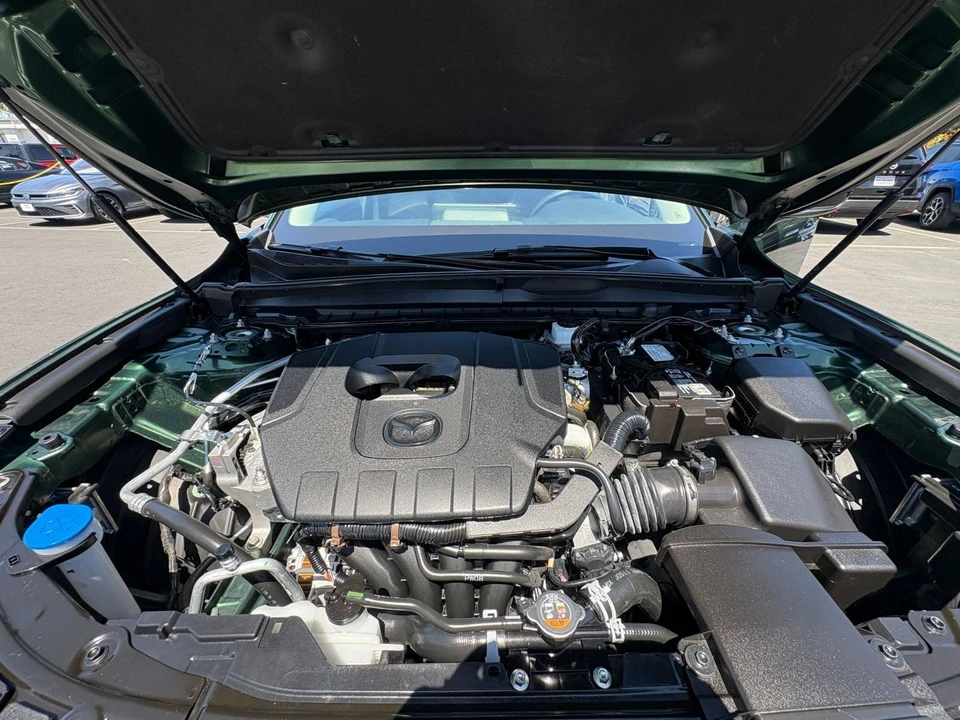 2025 Mazda CX-50 - Image 30 of 31