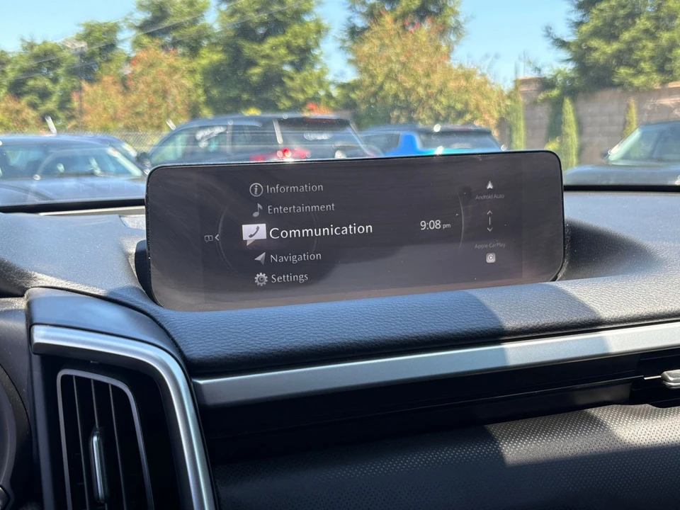 2025 Mazda CX-50 - Image 17 of 31