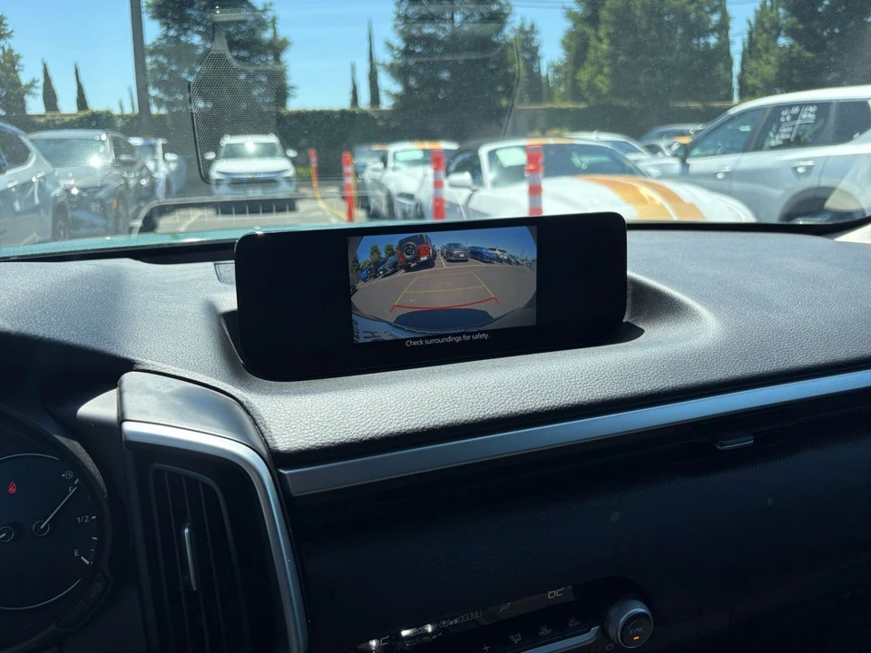 2025 Mazda CX-50 - Image 22 of 31