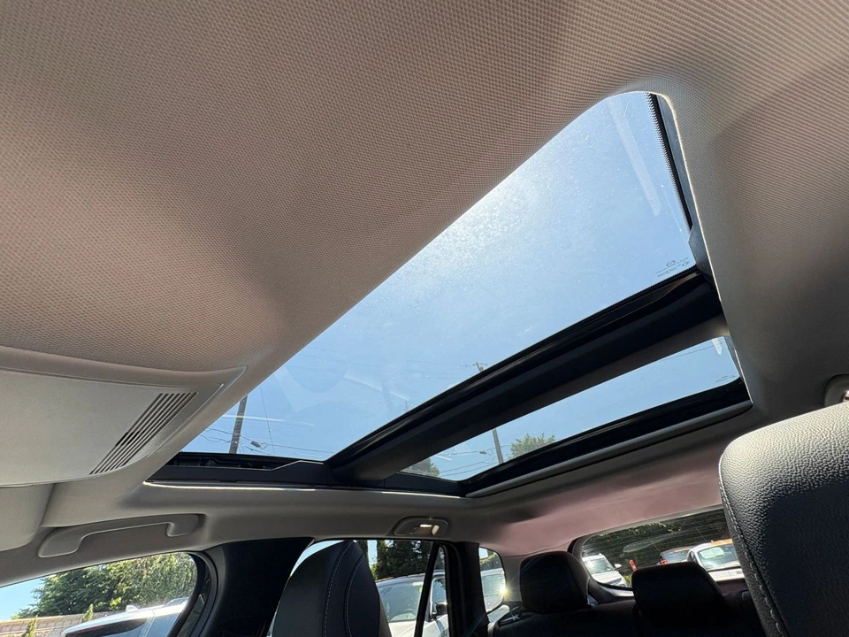 2025 Mazda CX-50 - Image 26 of 31