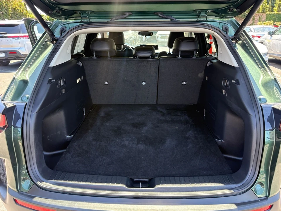 2025 Mazda CX-50 - Image 29 of 31