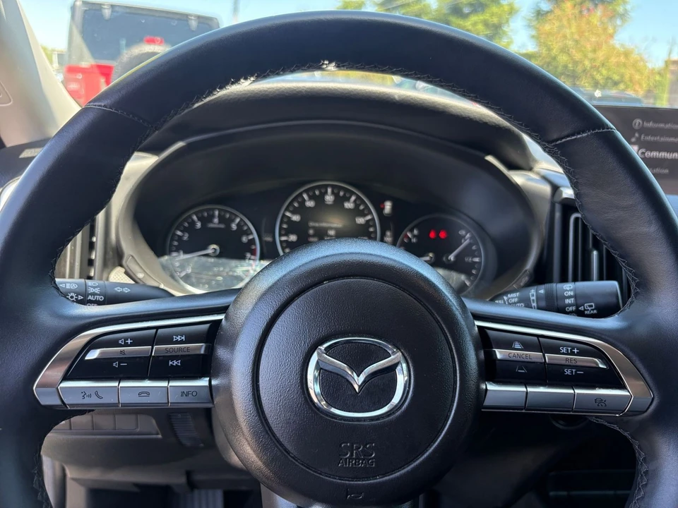2025 Mazda CX-50 - Image 25 of 31