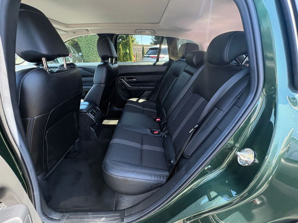 2025 Mazda CX-50 - Image 23 of 31