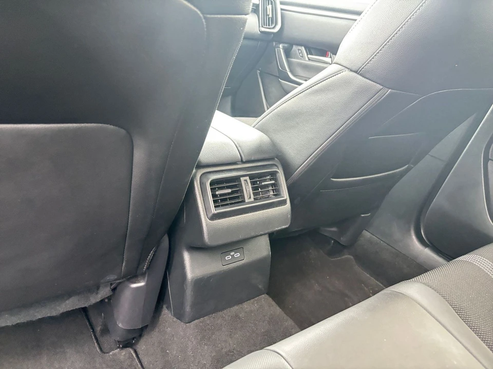 2025 Mazda CX-50 - Image 20 of 31