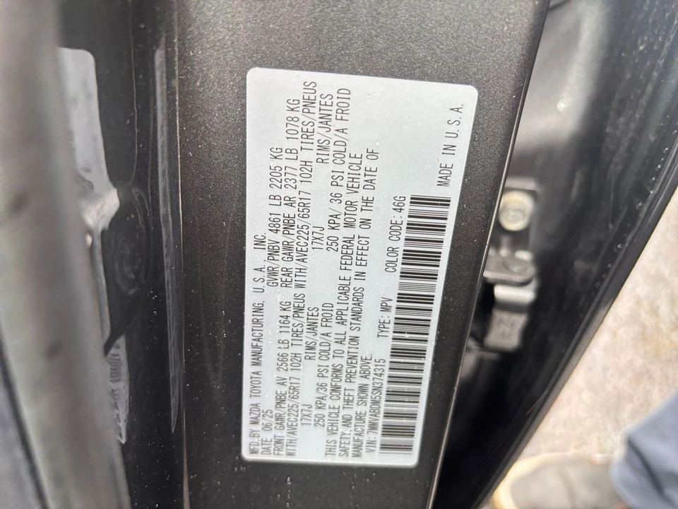 2025 Mazda CX-50 - Image 26 of 31