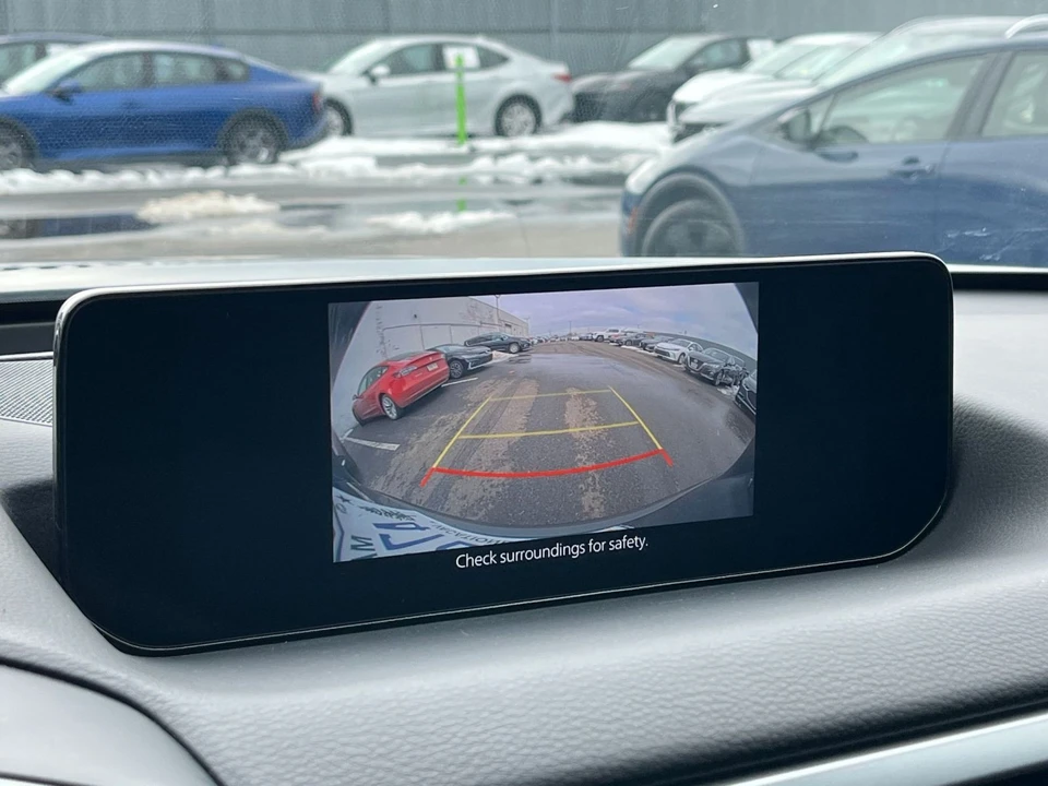 2025 Mazda CX-50 - Image 21 of 31