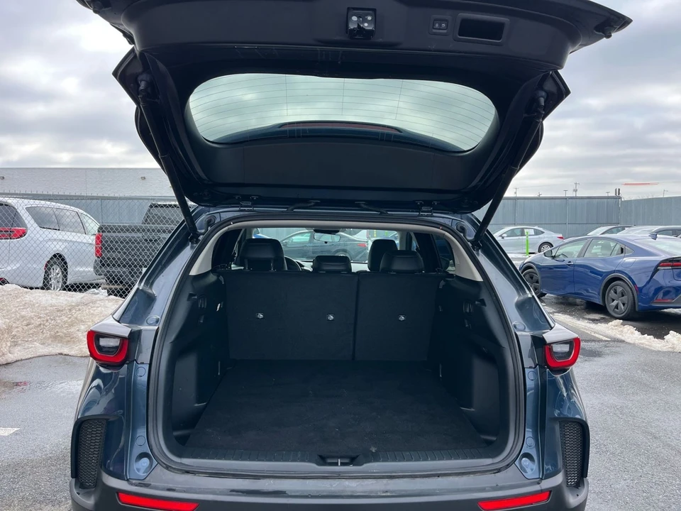 2025 Mazda CX-50 - Image 28 of 31