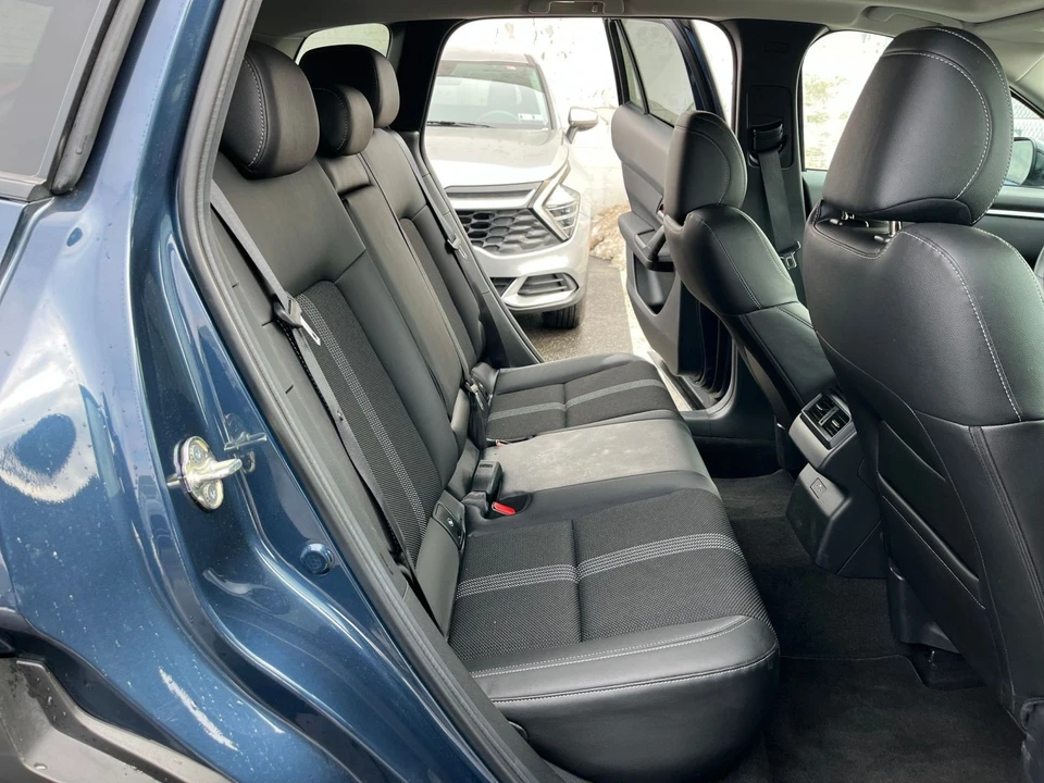 2025 Mazda CX-50 - Image 22 of 31