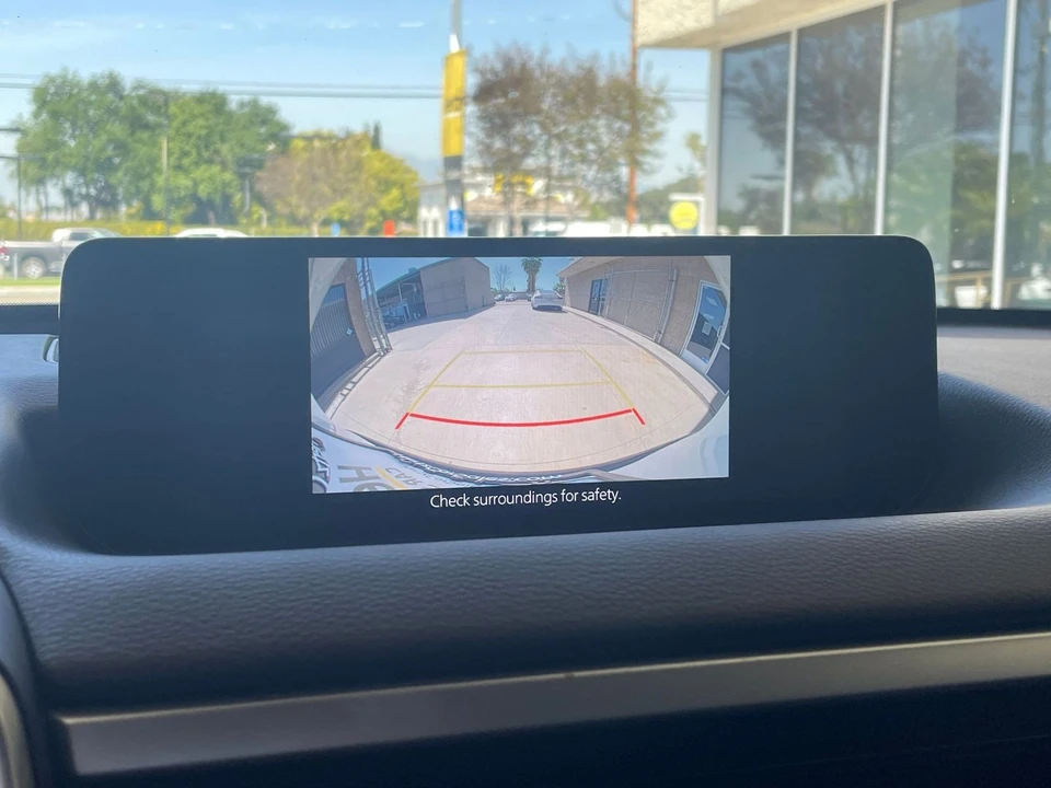 2025 Mazda CX-50 - Image 22 of 31