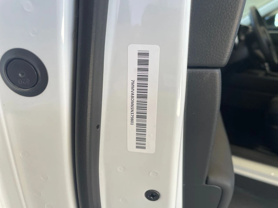 2025 Mazda CX-50 - Image 27 of 31