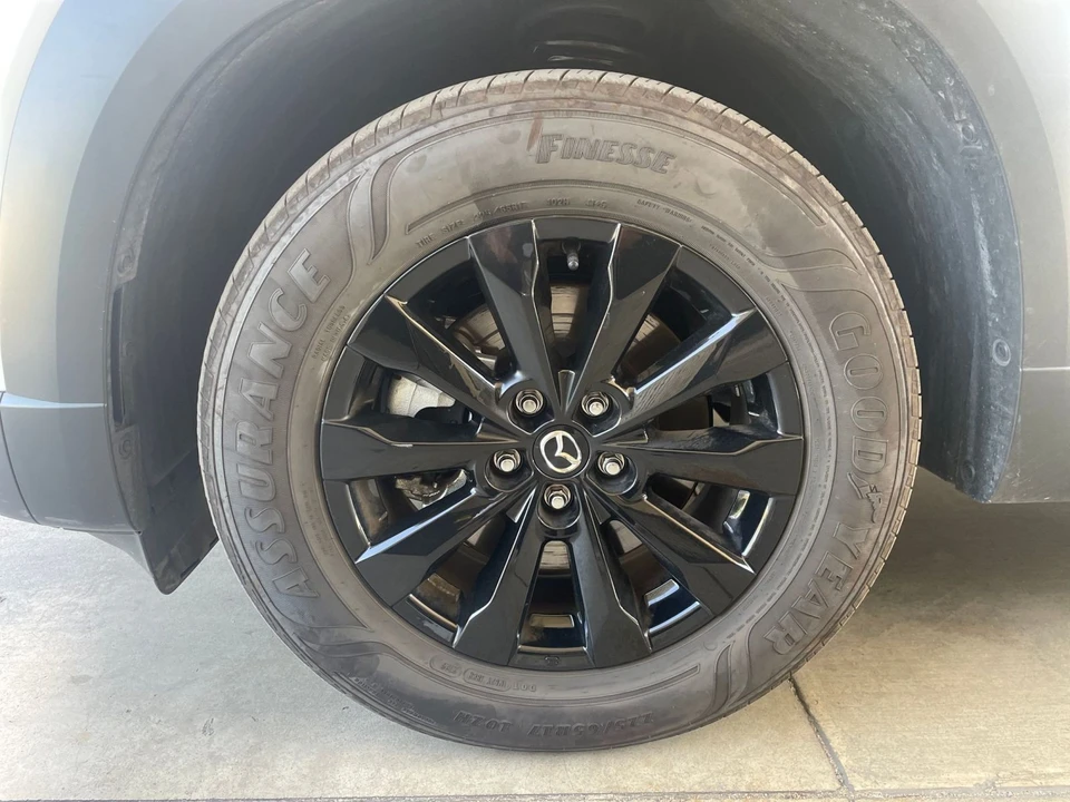 2025 Mazda CX-50 - Image 28 of 31