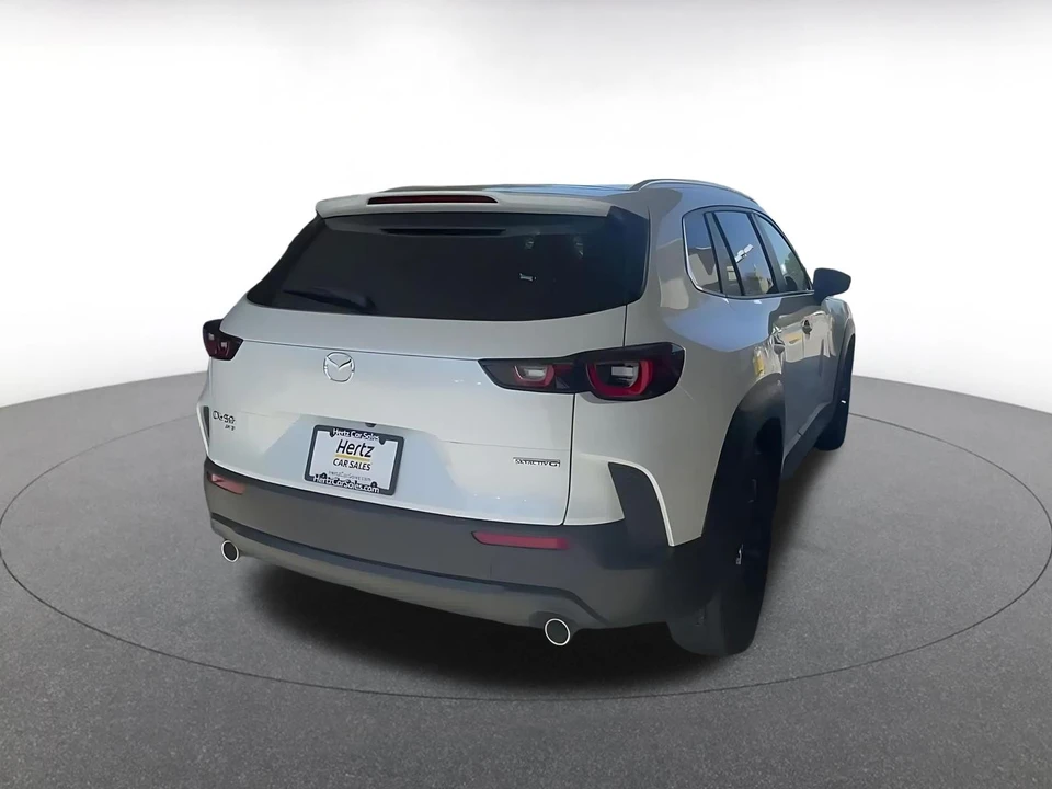 2025 Mazda CX-50 - Image 11 of 31