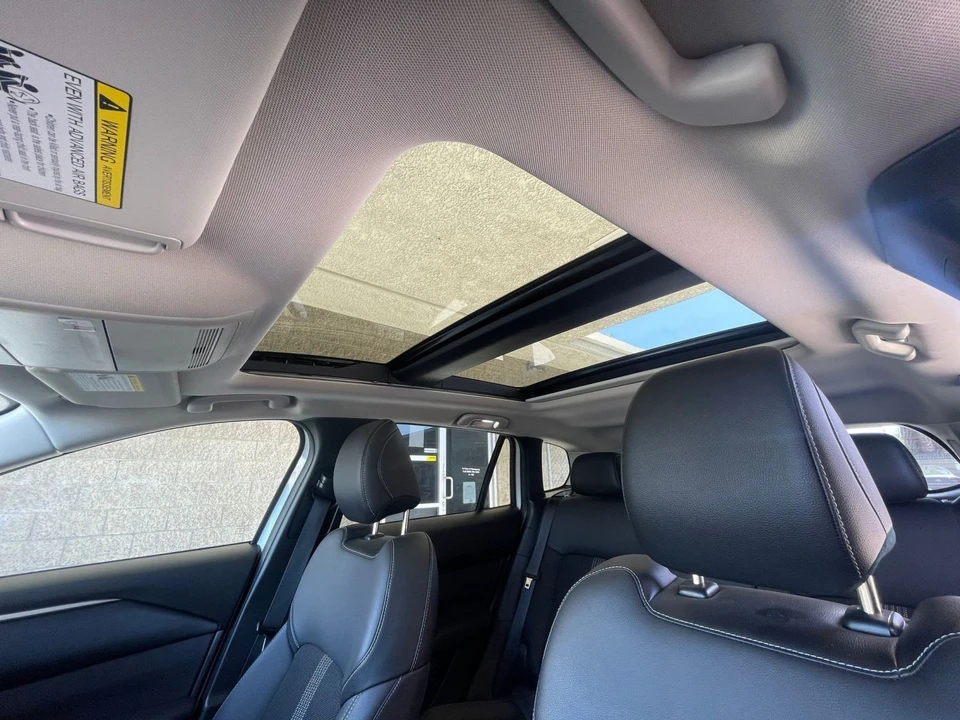2025 Mazda CX-50 - Image 26 of 31
