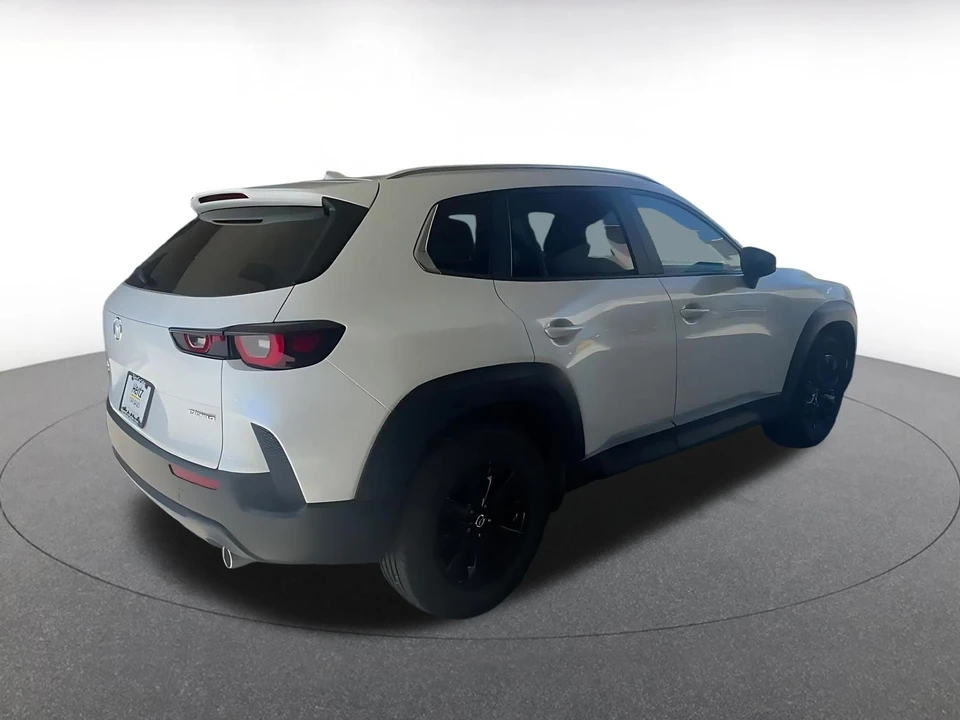 2025 Mazda CX-50 - Image 12 of 31