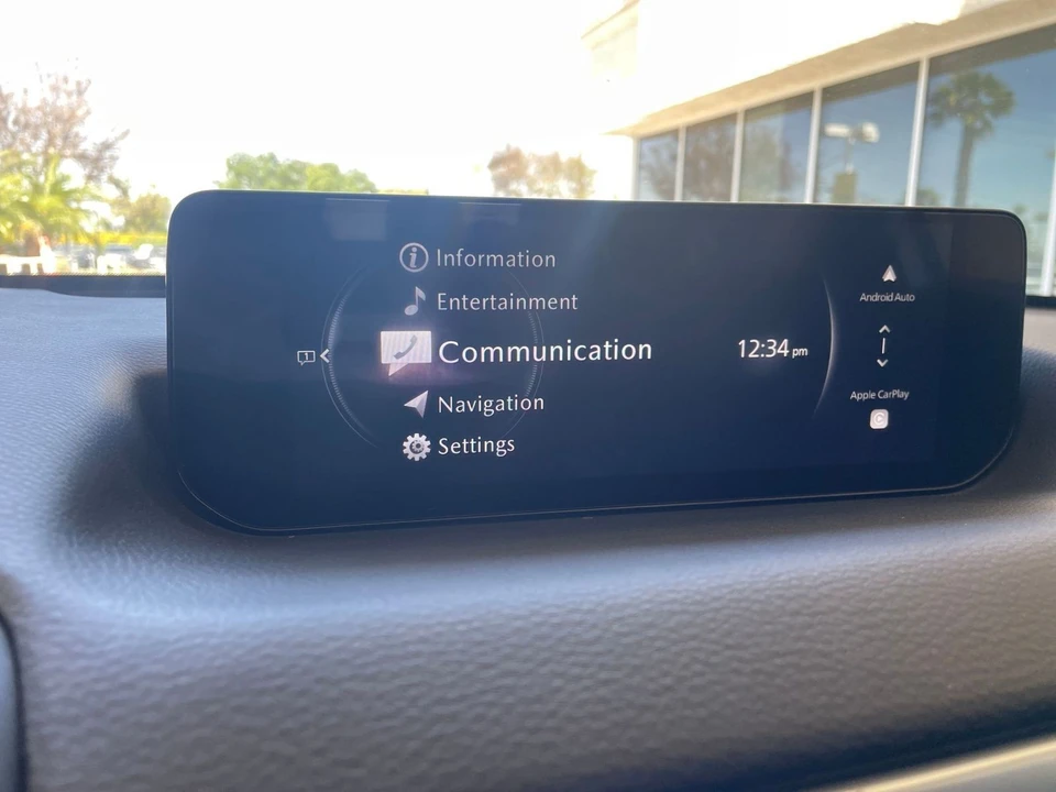 2025 Mazda CX-50 - Image 17 of 31