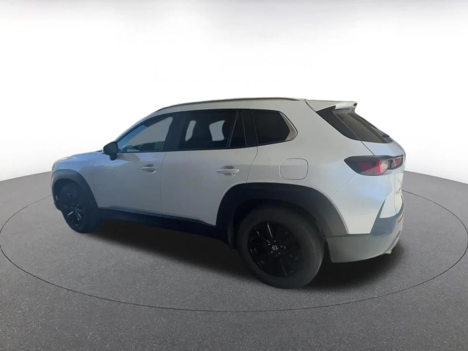 2025 Mazda CX-50 - Image 8 of 31