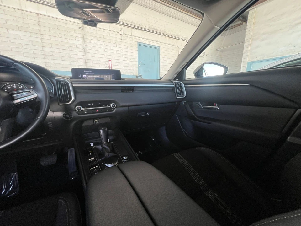 2025 Mazda CX-50 - Image 30 of 31