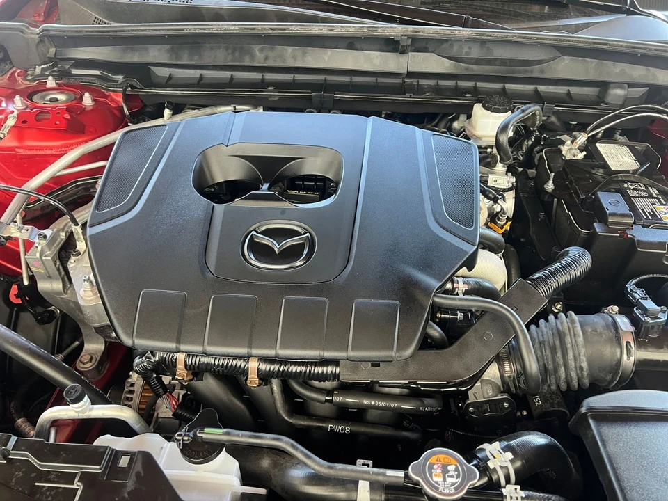 2025 Mazda CX-50 - Image 27 of 31