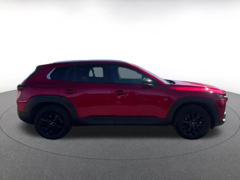 2025 Mazda CX-50 - Image 13 of 31