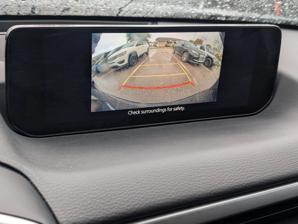 2025 Mazda CX-50 - Image 21 of 28