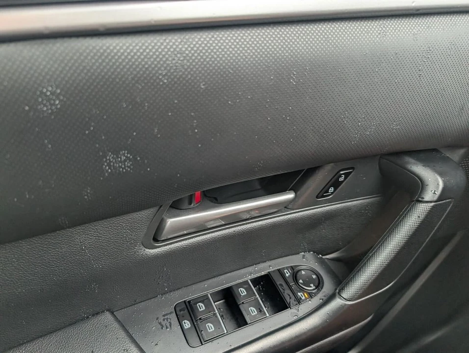 2025 Mazda CX-50 - Image 27 of 28