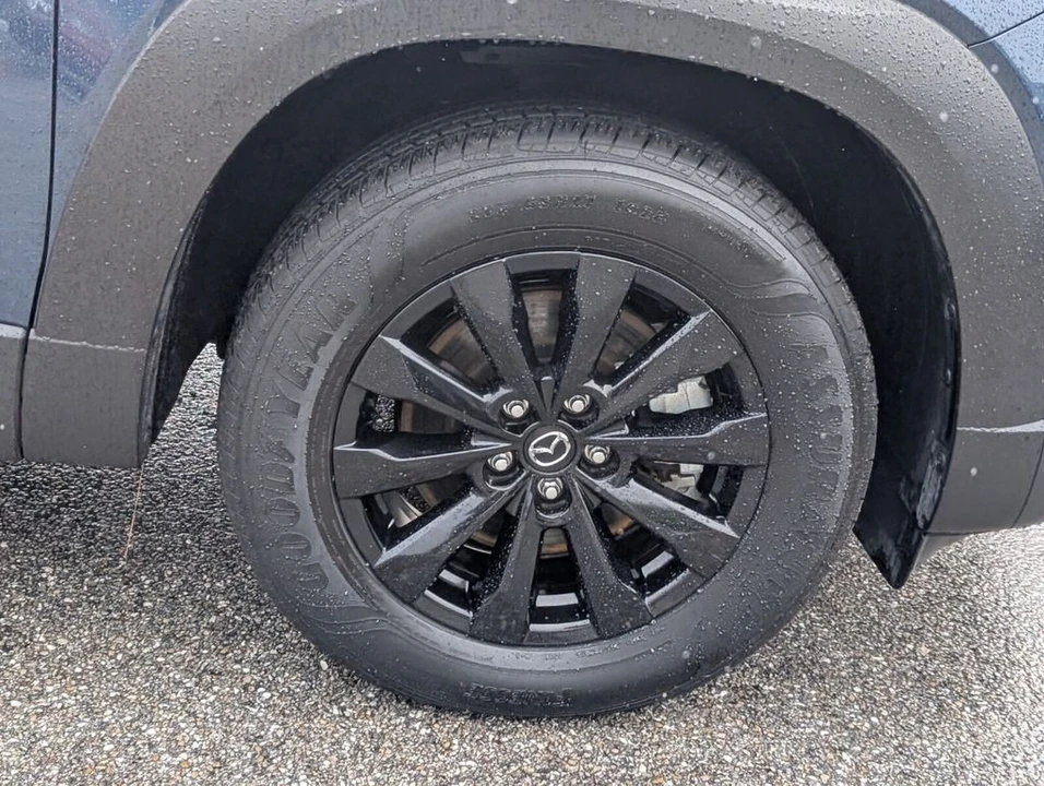 2025 Mazda CX-50 - Image 9 of 28