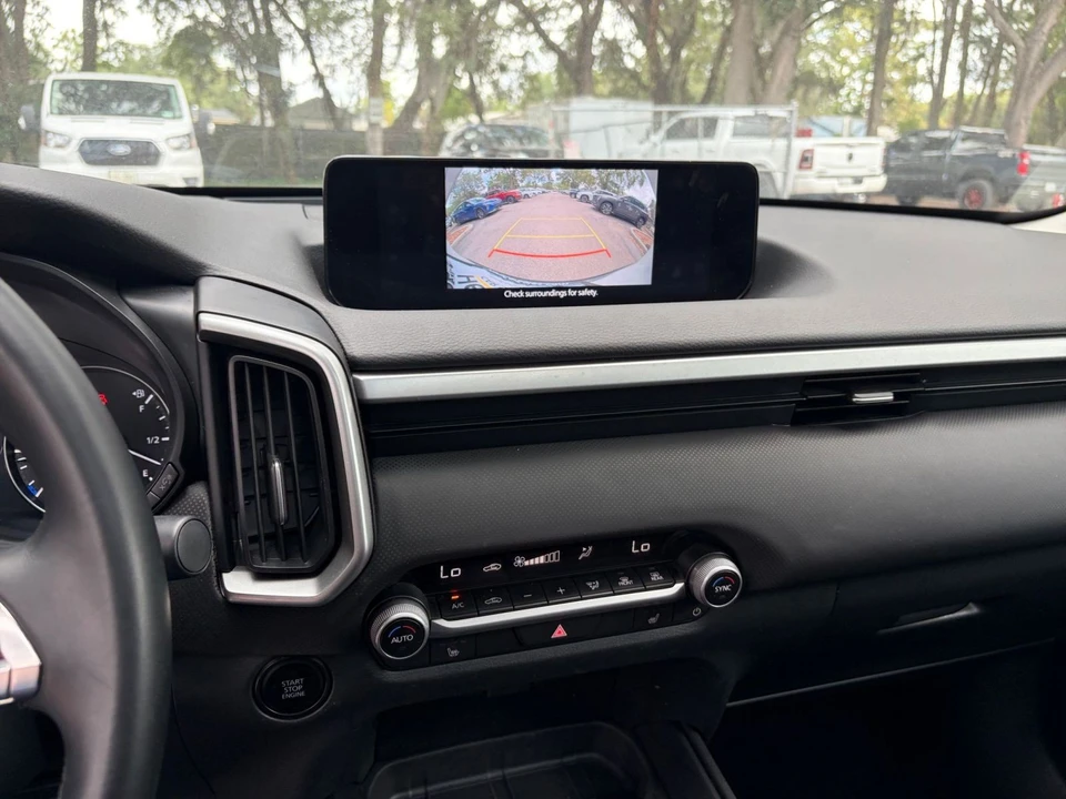 2025 Mazda CX-50 - Image 27 of 31
