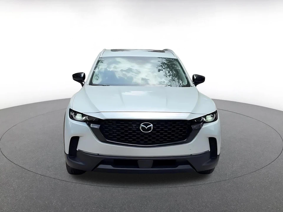 2025 Mazda CX-50 - Image 4 of 31
