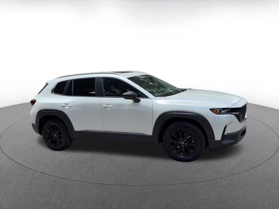 2025 Mazda CX-50 - Image 2 of 31