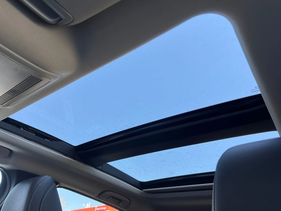 2025 Mazda CX-50 - Image 24 of 31