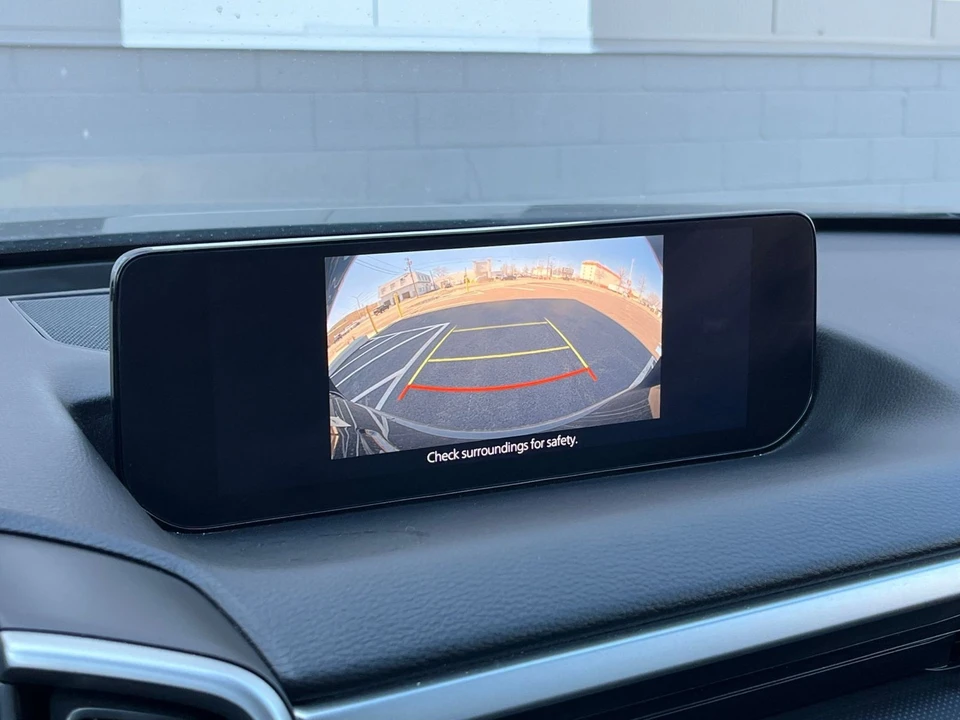 2025 Mazda CX-50 - Image 21 of 31
