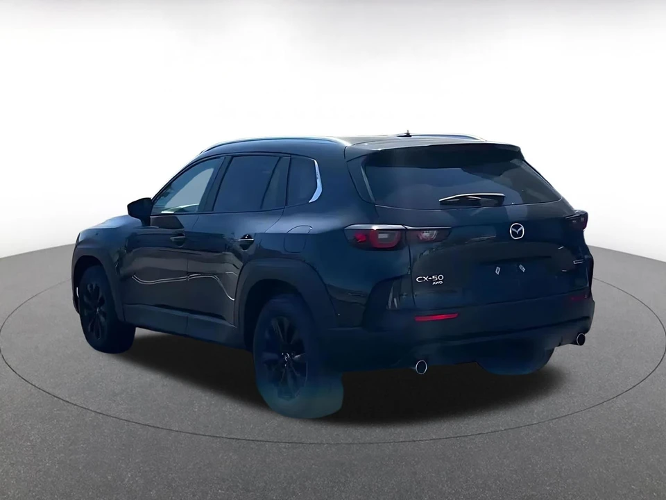 2025 Mazda CX-50 - Image 8 of 31