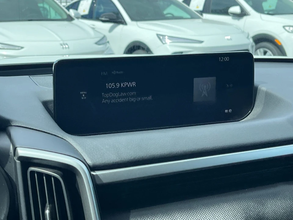 2025 Mazda CX-50 - Image 16 of 31
